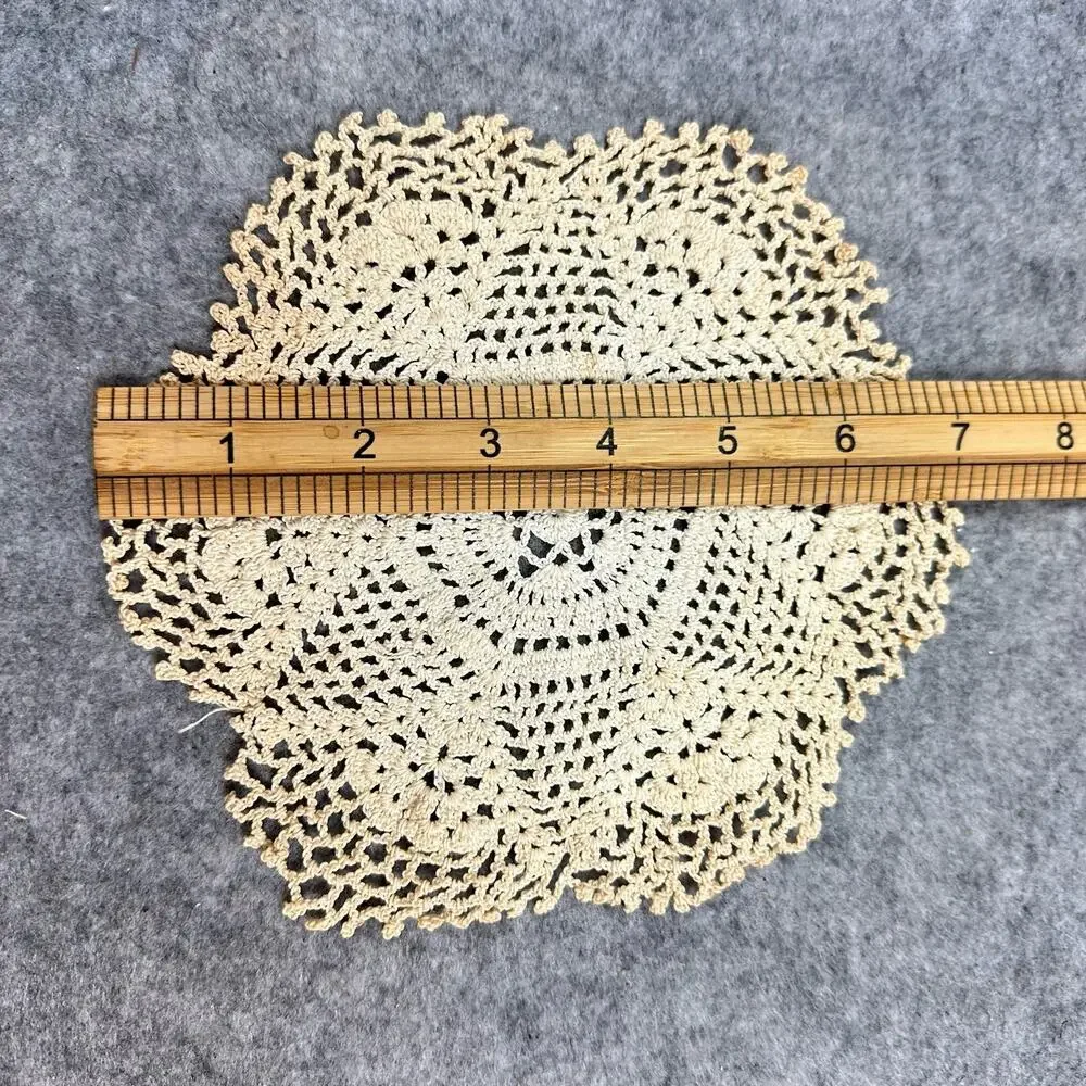 Vintage Doily Antique Handmade Crochet Lace Scalloped Circle Coaster